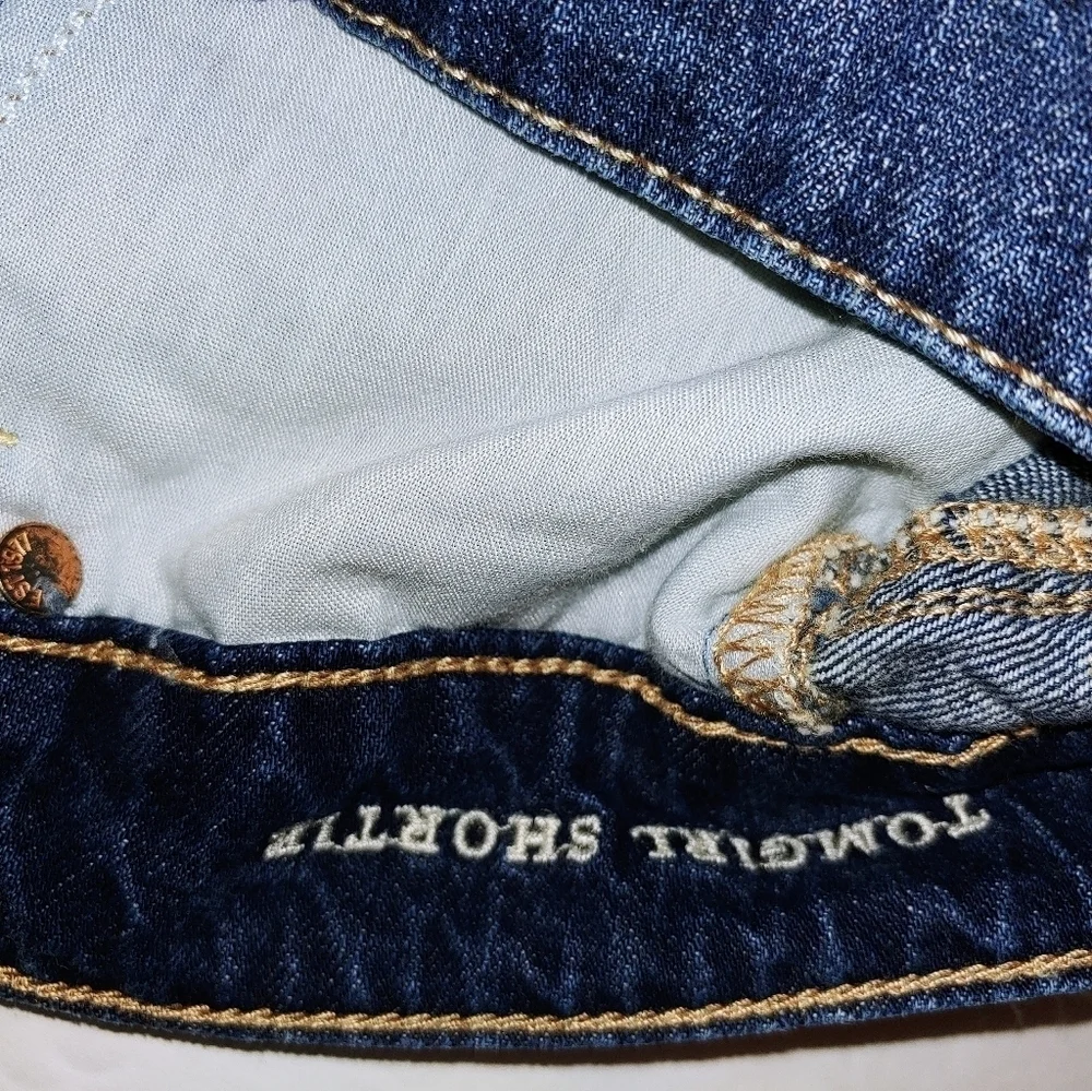 Tomgirl Denim Shortie Distressed Shorts 0